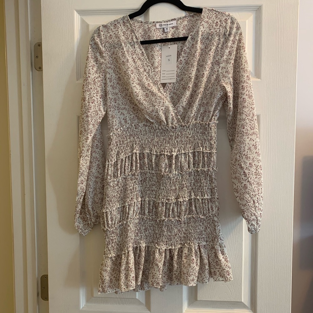 Ivory Floral dress NWT - Picture 6 of 8